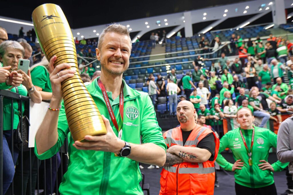 Allan Heine Magyar Kupát nyert a Ferencvárossal Fotó / Kiemelt kép Nász Nikolett