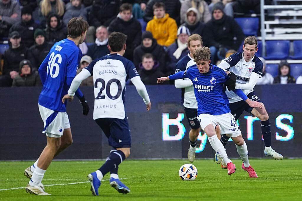 Német Hunor Vajk a FC Köbenhavn kék mezében. Fotó / Kiemelt kép: FCK.dk