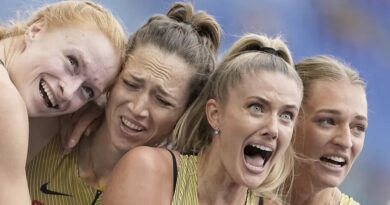 Eileen Demes (balról a második) Skade Schier, Alica Schmidt és Luna Bulmahn Fotó, Kiemelt kép: Michale Kappeler/AP/Ritzau Scanpix